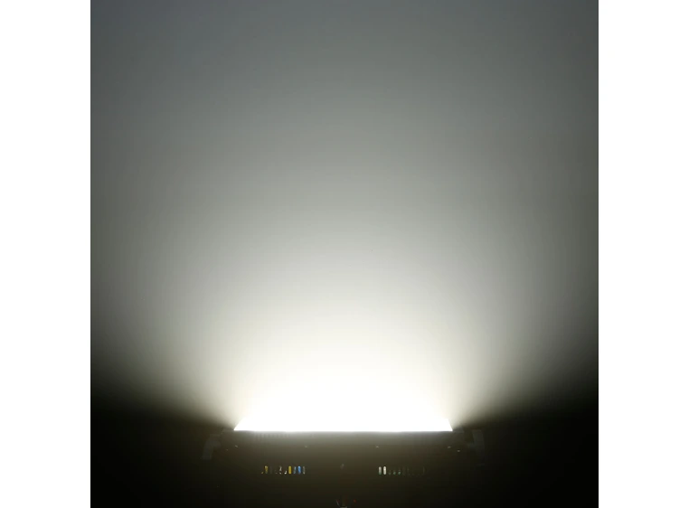 Cameo THUNDER WASH 100 W - 3 in 1 Strobe, Blinder and Wash Light 